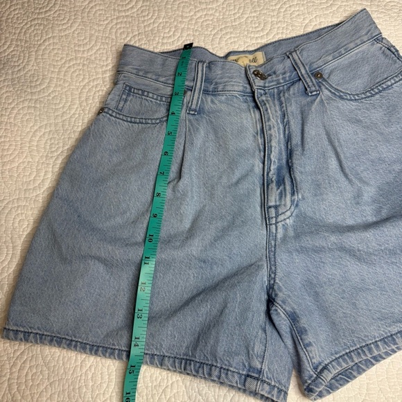 Madewell Blue Jean Shorts High-Waisted Relaxed Fit - Picture 11 of 13